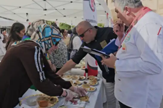 Mardin’de Şam Börek yemek yarışması düzenlendi