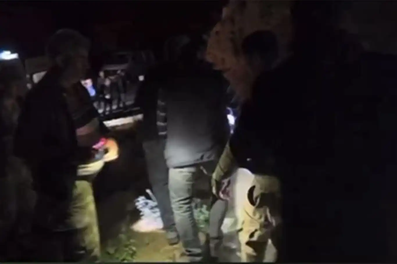 Elazığ'da otomobil uçuruma yuvarlandı: 2 ölü 1 yaralı