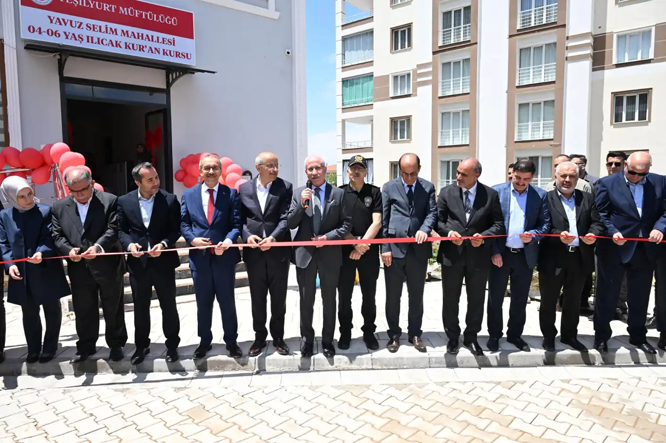 Malatya'da Ilıcak Camii ve Kur'an kursu dualarla açıldı Malatya'da Ilıcak Camii ve Kur'an kursu dualarla açıldı