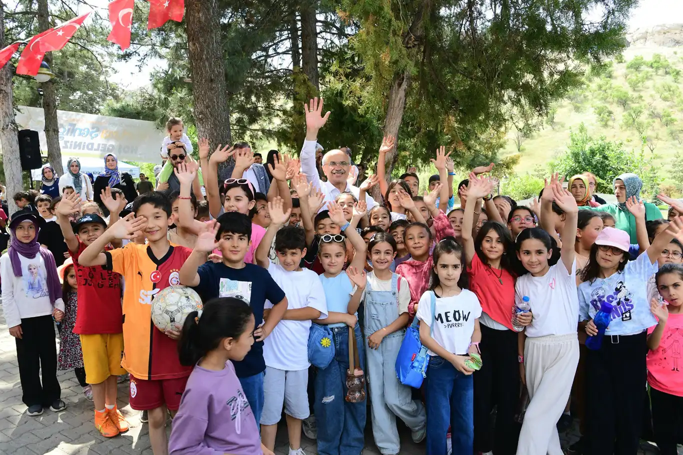 Malatya"da "Uçurtma Bizden, Uçurmak Sizden" temalı çocuk programı 