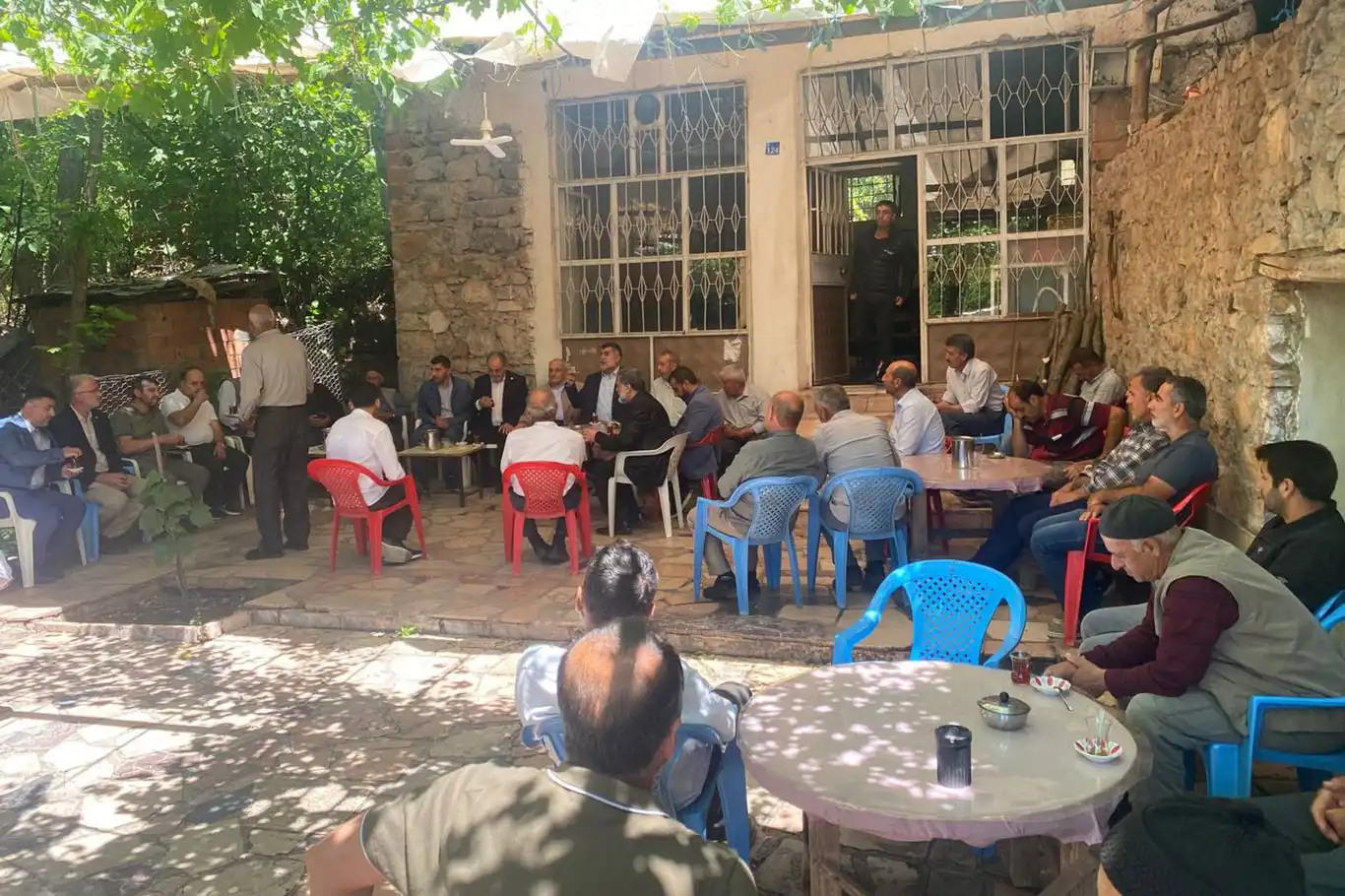 HÜDA PAR Elazığ İl Başkanlığı'ndan Karasalkım köyüne ziyaret HÜDA PAR Elazığ İl Başkanlığı'ndan Karasalkım köyüne ziyaret
