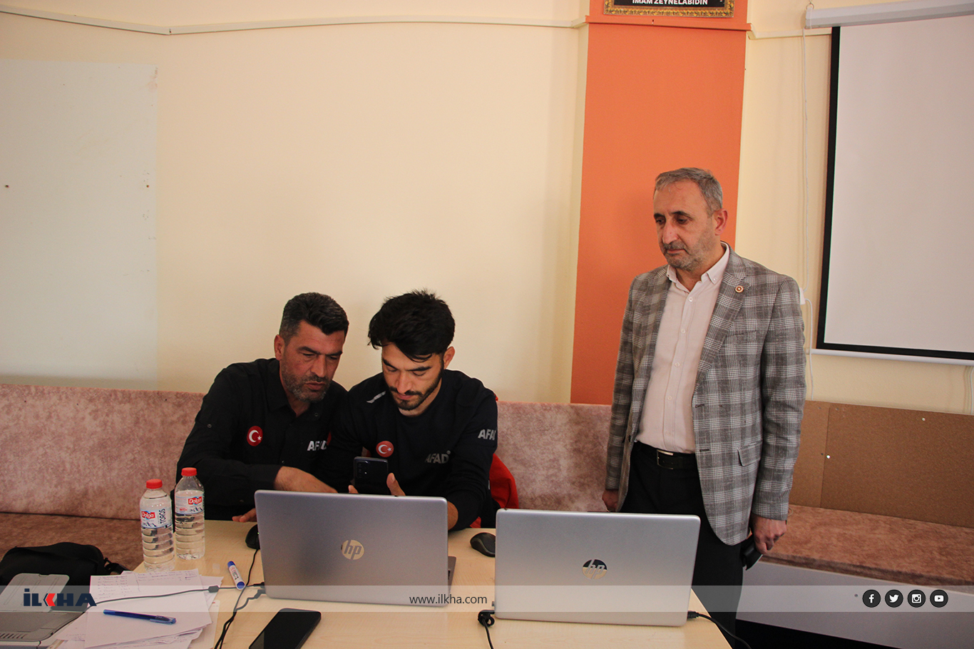 Parlamenter Demîr beşdarî xebatên lêgerîna Onurcanê ku ev bû 6 roj e winda ye bû Parlamenter Demîr beşdarî xebatên lêgerîna Onurcanê ku ev bû 6 roj e winda ye bû