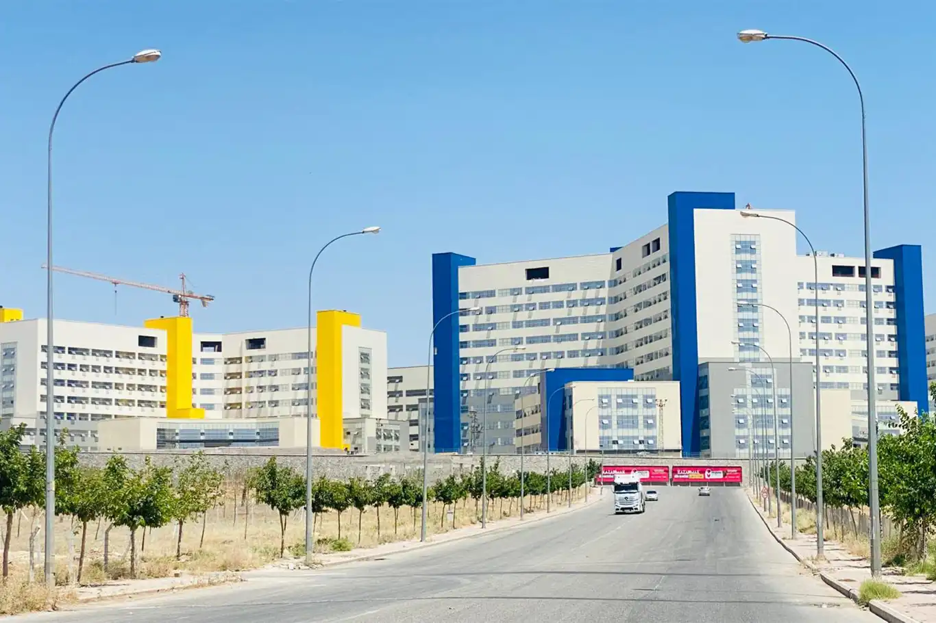 Yeni şehir hastanesine otopark talebi Yeni şehir hastanesine otopark talebi