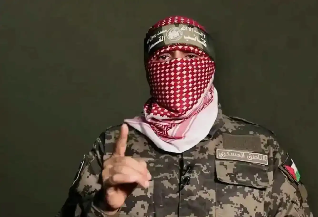 أبو عبيدة مشيداً بعمليات المقاومة اليمنية: "أنتم منا ونحن منكم... سدد الله رميكم" أبو عبيدة مشيداً بعمليات المقاومة اليمنية: "أنتم منا ونحن منكم... سدد الله رميكم"