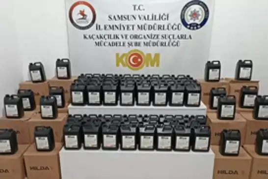 Samsun'da 1 ton etil alkol ele geçirildi: 2 gözaltı