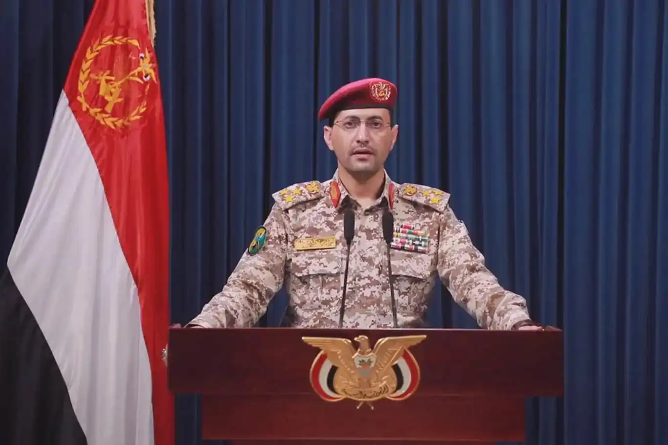 Yemen'den siyonist rejime hava ablukası: Bu ümmet teslim olmayacak Yemen'den siyonist rejime hava ablukası: Bu ümmet teslim olmayacak