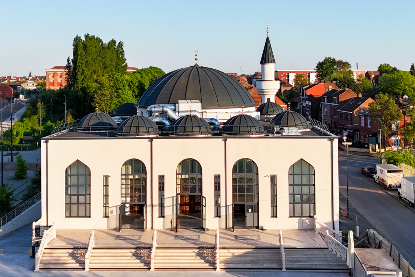 Fransa'nın Roubaix kentinde Eyüp Sultan Camii dualarla açıldı