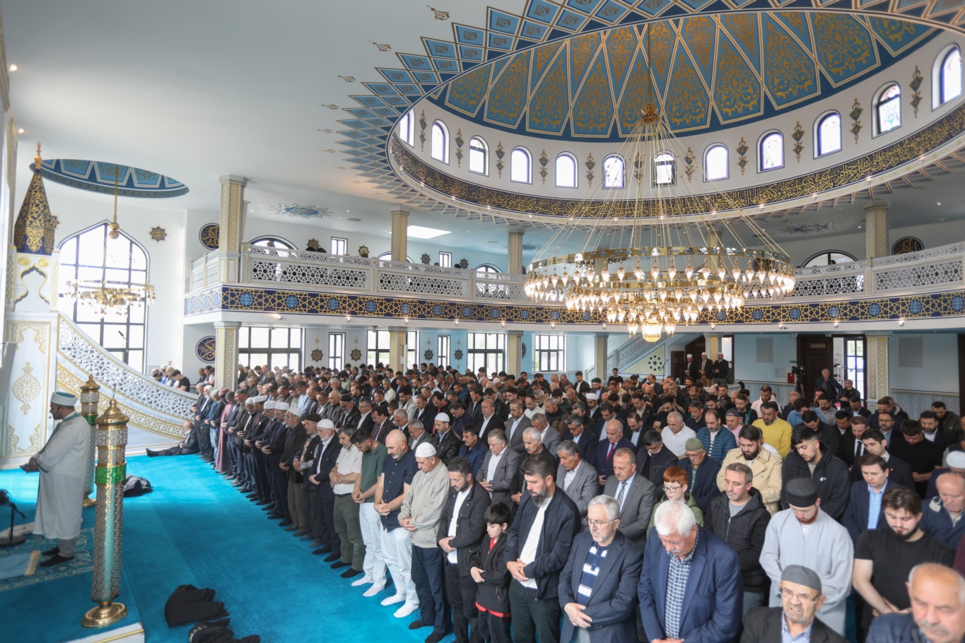 Fransa'nın Roubaix kentinde Eyüp Sultan Camii dualarla açıldı