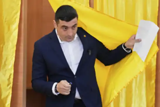 Romanya’da cumhurbaşkanlığı seçimi ikinci tura kaldı 