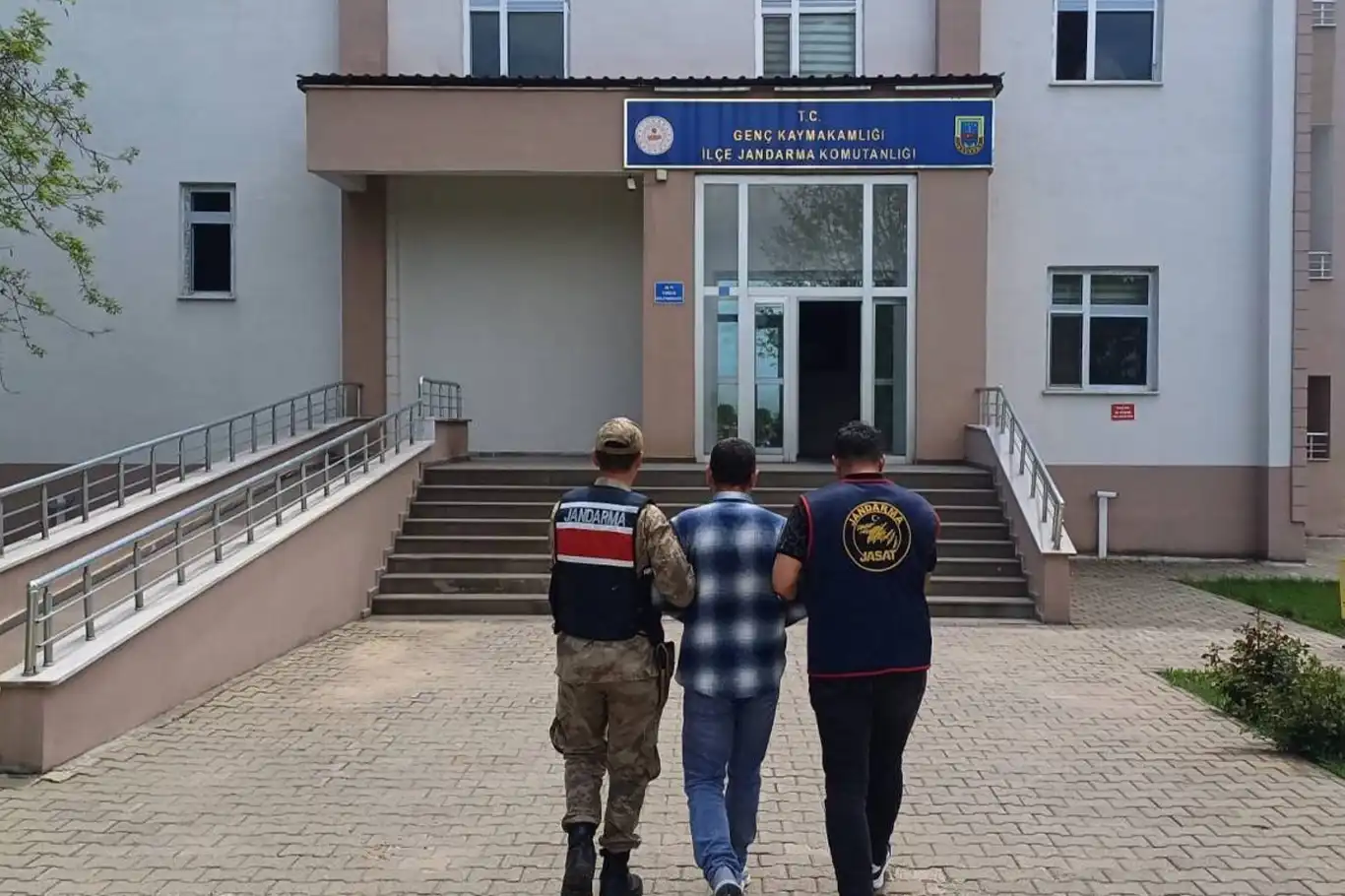 Bingöl'de 13 yıl hapis cezası bulunan hükümlü yakalandı