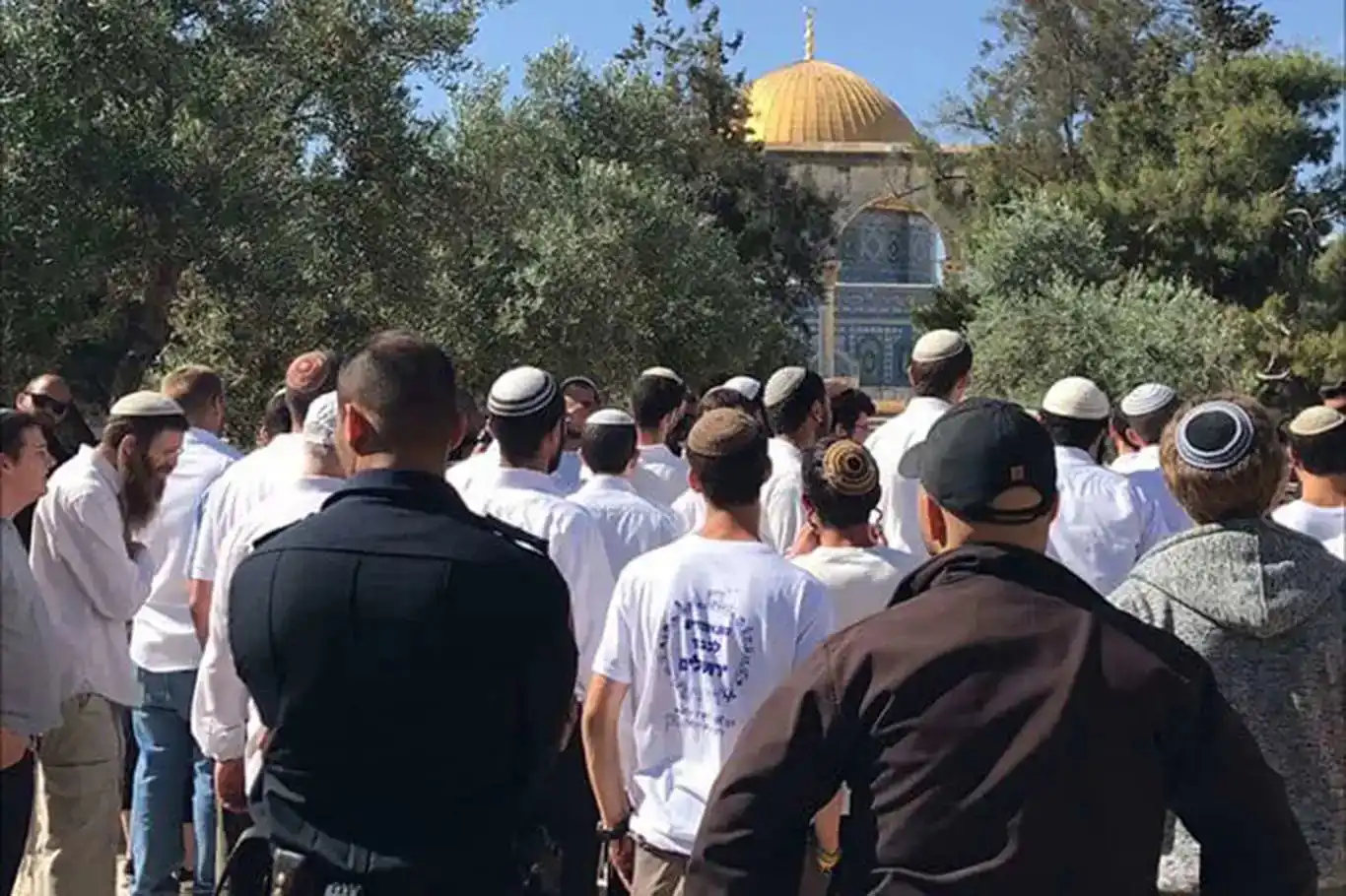 "Kudüs Günü" öncesi Yahudi çetelerin tahrikleri artıyor "Kudüs Günü" öncesi Yahudi çetelerin tahrikleri artıyor