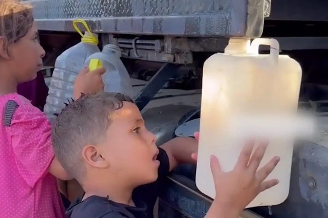 UN Special Rapporteur warns of severe water crisis for 2.1 million Gazans UN Special Rapporteur warns of severe water crisis for 2.1 million Gazans