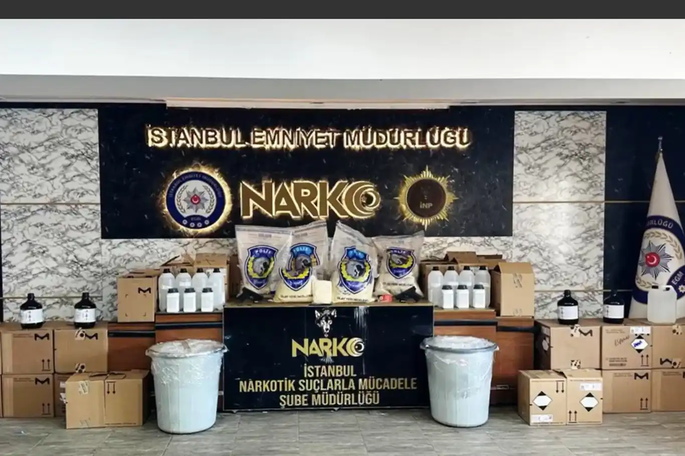 İstanbul'da uyuşturucu operasyonu: 16 kişi yakalandı