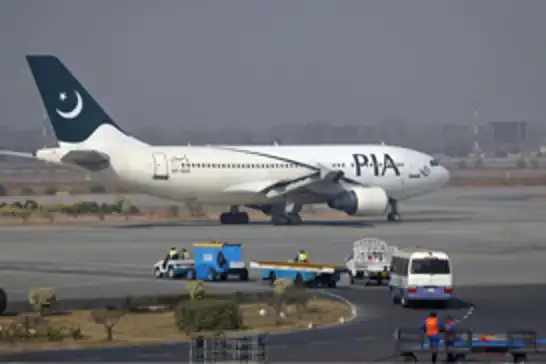 Pakistan havaalanlarında uçuş operasyonları geçici olarak askıya alındı