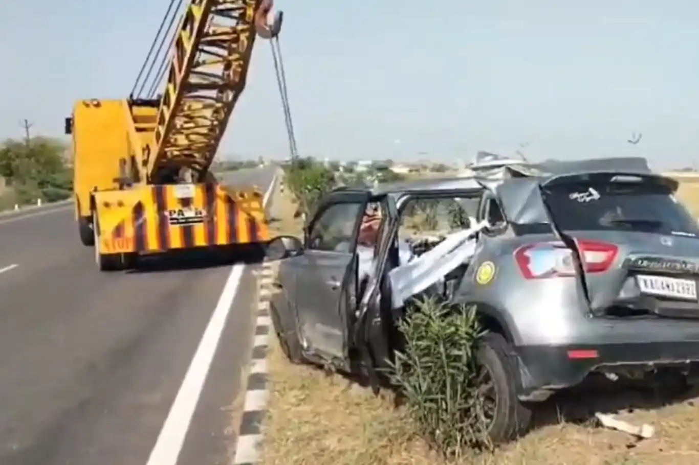Hindistan'da trafik kazası: 6 ölü Hindistan'da trafik kazası: 6 ölü