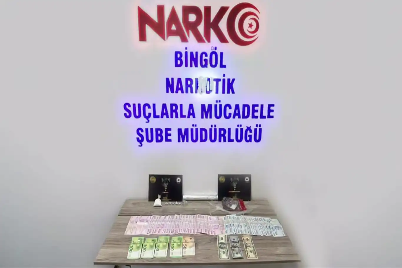 Bingöl'de uyuşturucu operasyonu: 1 tutuklama Bingöl'de uyuşturucu operasyonu: 1 tutuklama