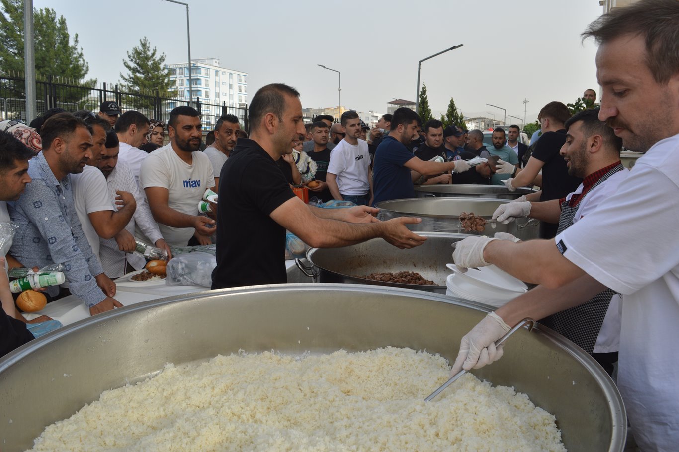 Siirt'te toplu sünnet şöleni ile 118 çocuk sünnet edildi