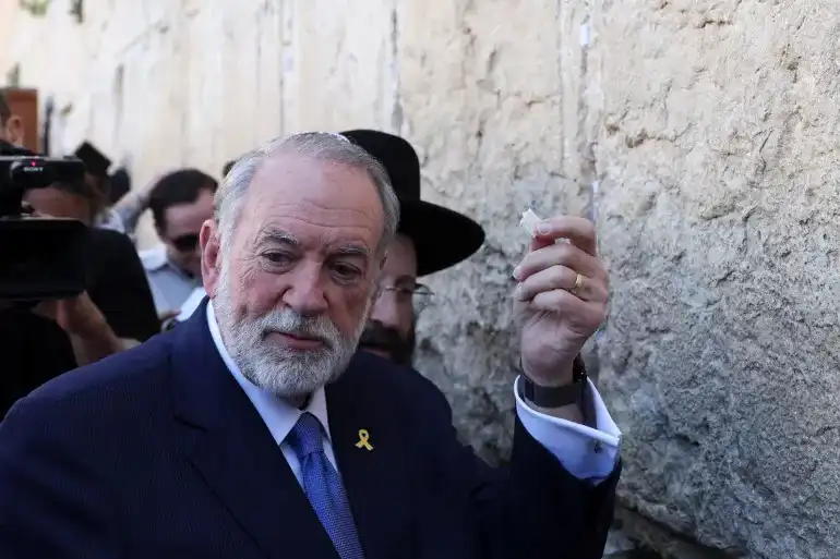 حماس تدين اقتراح السفير الأميركي إقامة دولة فلسطينية على أراض فرنسية وتعتبره تبنياً لسردية الاحتلال حماس تدين اقتراح السفير الأميركي إقامة دولة فلسطينية على أراض فرنسية وتعتبره تبنياً لسردية الاحتلال
