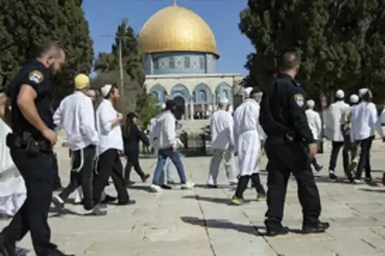 سەهیۆنییەکانی داگیرکەر دووبارە هەڵکوتانە سەر مزگەوتی ئەقسا