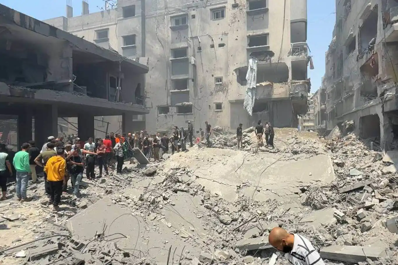 Gazze'de bugün şehit sayısı 52'ye yükseldi Gazze'de bugün şehit sayısı 52'ye yükseldi
