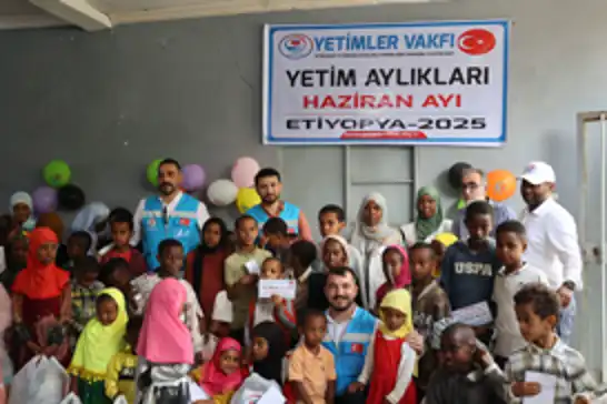 Yetimler Vakfı'ndan Etiyopya'da bayram yardımı