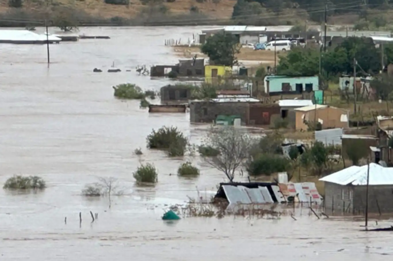 Güney Afrika'da sel: 7 ölü Güney Afrika'da sel: 7 ölü