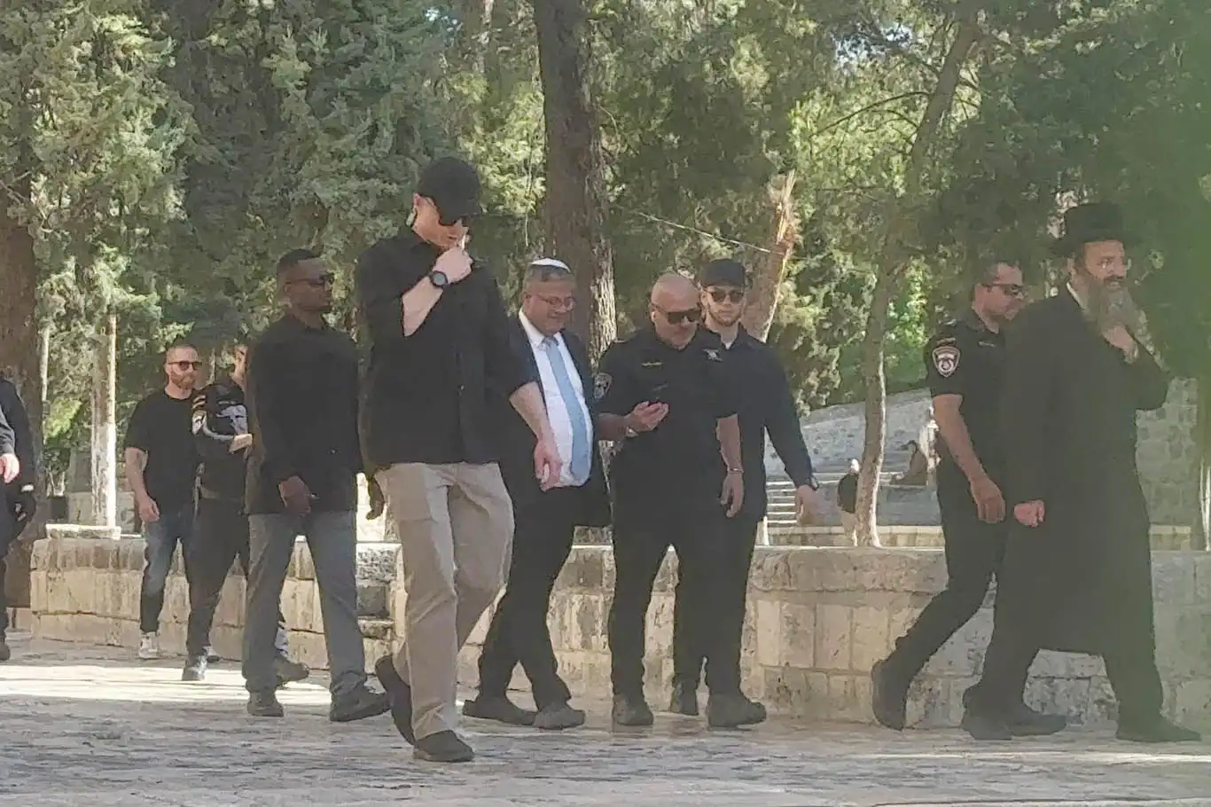 Siyonist Ben Gvir'den Mescid-i Aksâ provokasyonu Siyonist Ben Gvir'den Mescid-i Aksâ provokasyonu