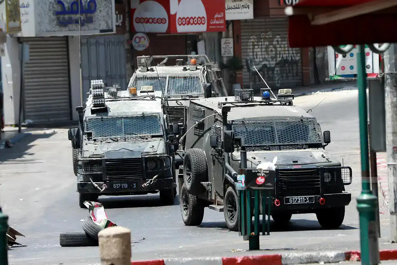 ادامه حملات اشغالگران به نابلس: دو برادر شهید و تعداد زیادی مجروح ادامه حملات اشغالگران به نابلس: دو برادر شهید و تعداد زیادی مجروح