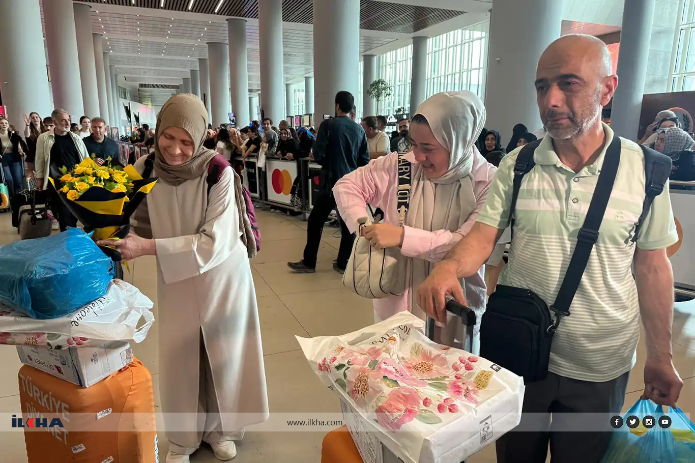 Qefîleya ewil a hecê li Stenbolê bi kêfxweşî hate pêşwazîkirin