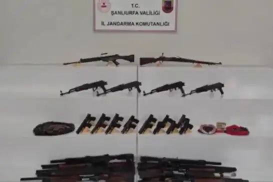 Şanlıurfa'da çok sayıda silah ve mühimmat ele geçirildi