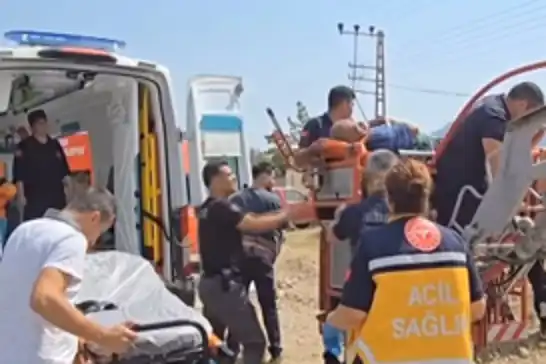 Adana'da bir kişi çatıda çalışırken elektrik akımına kapıldı