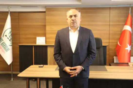 Mısır'da gözaltına alınan Elibüyük'ten açıklama: Namaz kılmamıza dahi izin verilmedi