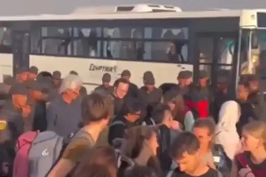 مصر ده‌ها تن از شرکت‌کنندگان خارجی در «راهپیمایی جهانی برای غزه» را اخراج کرد