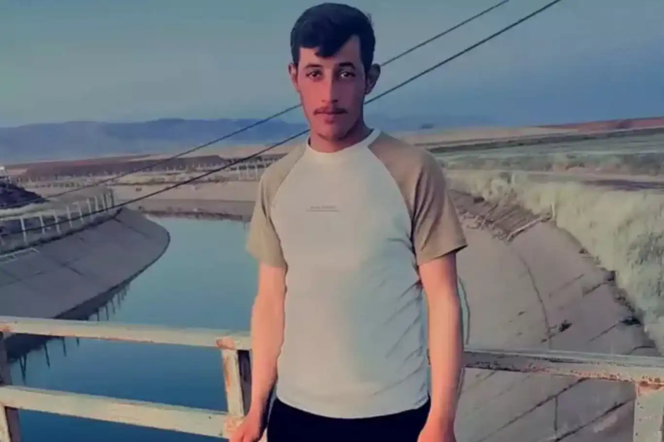 Mardin’de sulama kanalında kaybolan gencin cansız bedenine ulaşıldı Mardin’de sulama kanalında kaybolan gencin cansız bedenine ulaşıldı