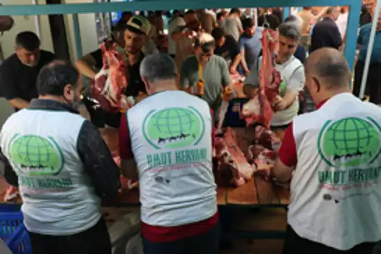 Umut Kervanı Kurban Bayramı'nda 47 bin 700 hisse keserek milyonlarca kişiye ulaştı