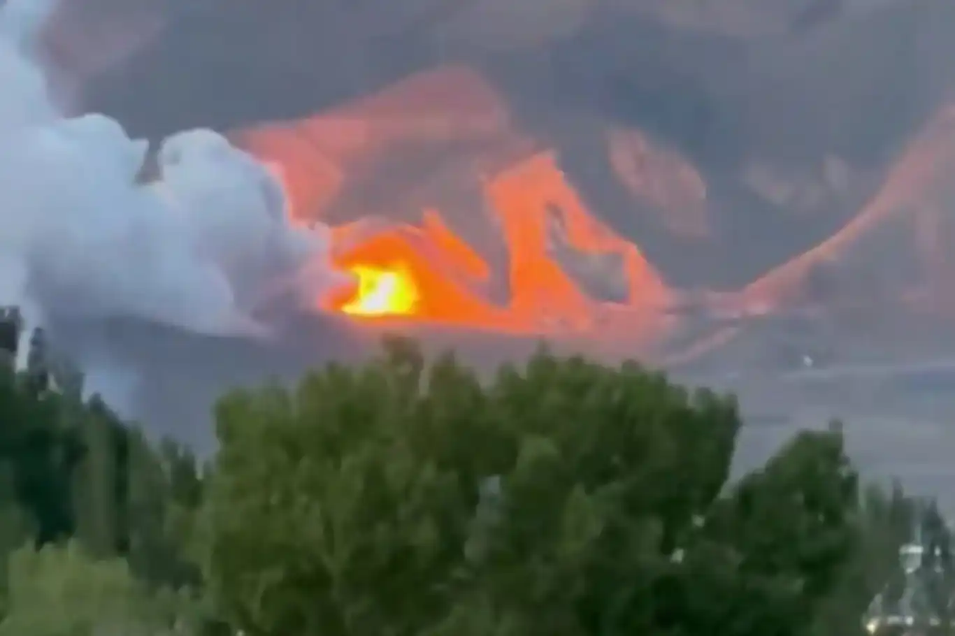 Iran downs Israeli jets after attacks kill scientists, civilians Iran downs Israeli jets after attacks kill scientists, civilians