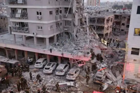 İran'ın füze harekatında Bat Yam'da 10 siyonist öldü