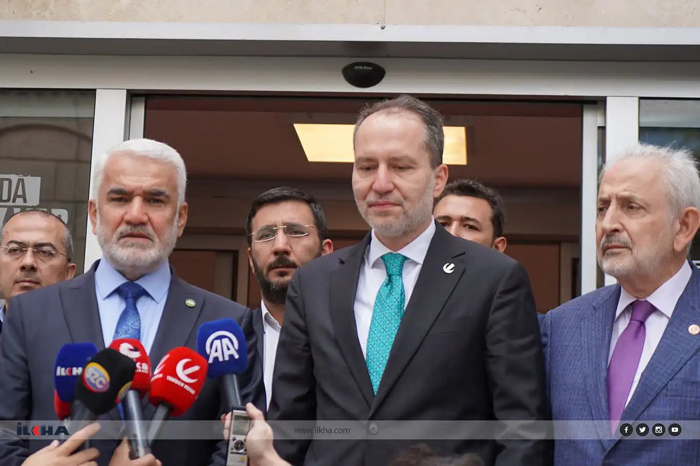 سەرۆکی گشتی هودا پار سەردانی پارتی دووبارە رەفاه دەکات سەرۆکی گشتی هودا پار سەردانی پارتی دووبارە رەفاه دەکات