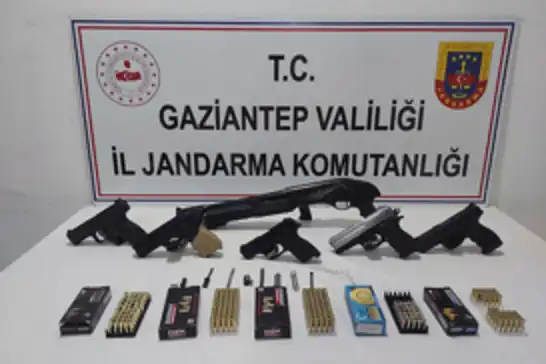 Gaziantep'te silah kaçakçılığı operasyonu: 2 gözaltı