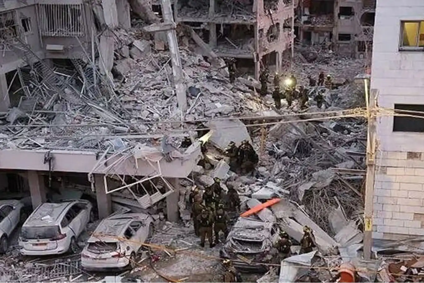 Senior Israeli intelligence officials killed in Iranian missile strike on Tel Aviv Senior Israeli intelligence officials killed in Iranian missile strike on Tel Aviv