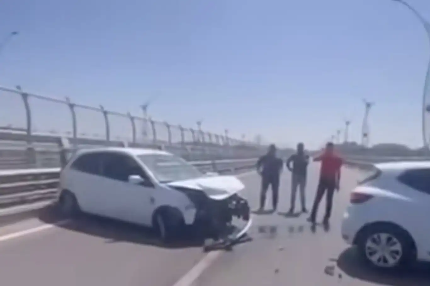 Adana'da zincirleme trafik kazası Adana'da zincirleme trafik kazası