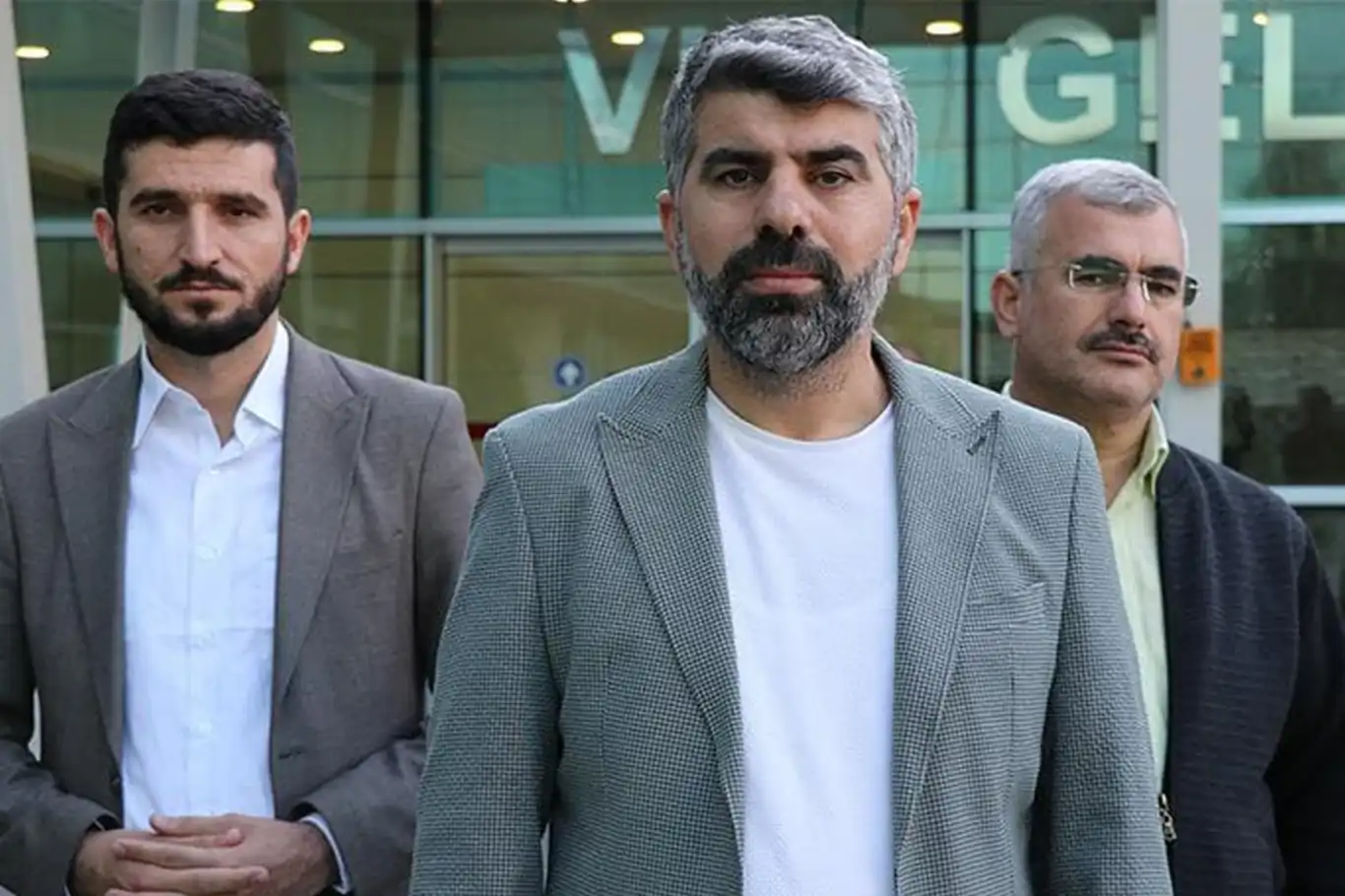 HÜDA PAR Milletvekili Dinç, Mısır dönüşü konuştu: Kudüs için malımız da kanımız da feda olsun! HÜDA PAR Milletvekili Dinç, Mısır dönüşü konuştu: Kudüs için malımız da kanımız da feda olsun!