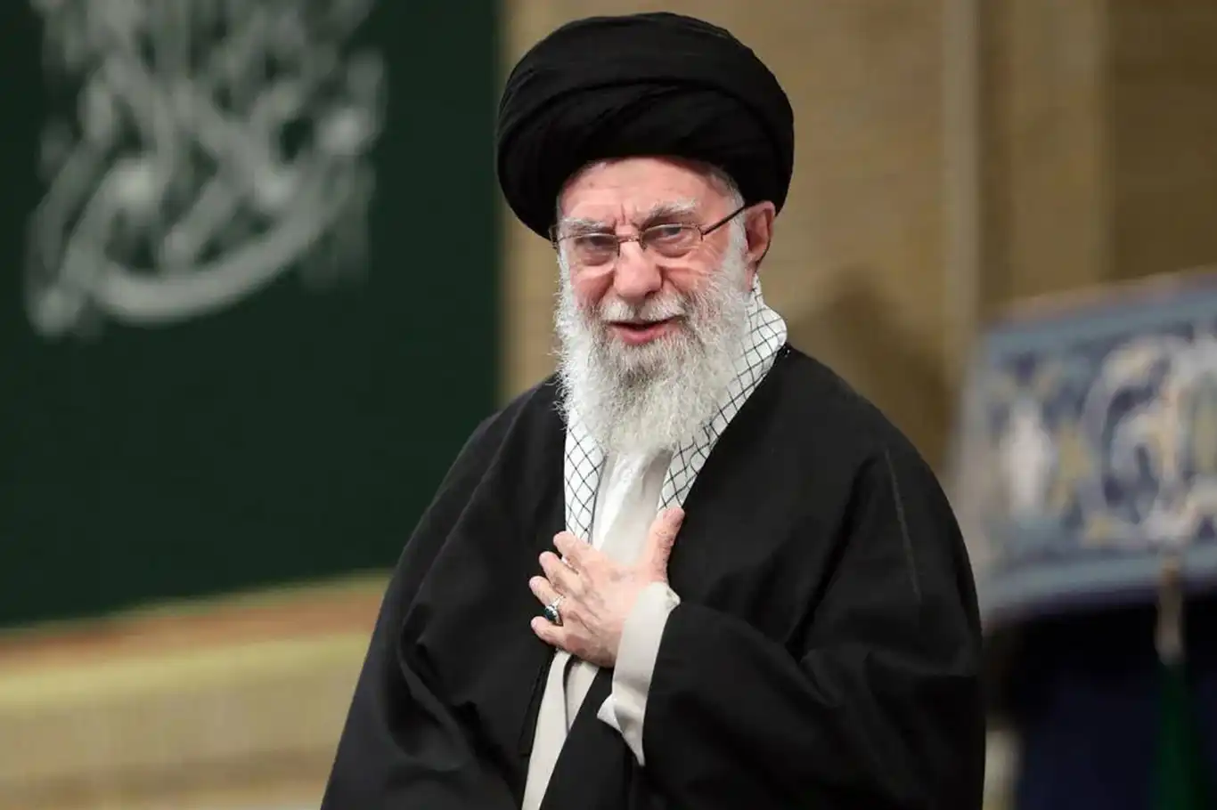 Müslüman Kardeşler'den İran İslam Cumhuriyeti Rehberine destek mektubu Müslüman Kardeşler'den İran İslam Cumhuriyeti Rehberine destek mektubu