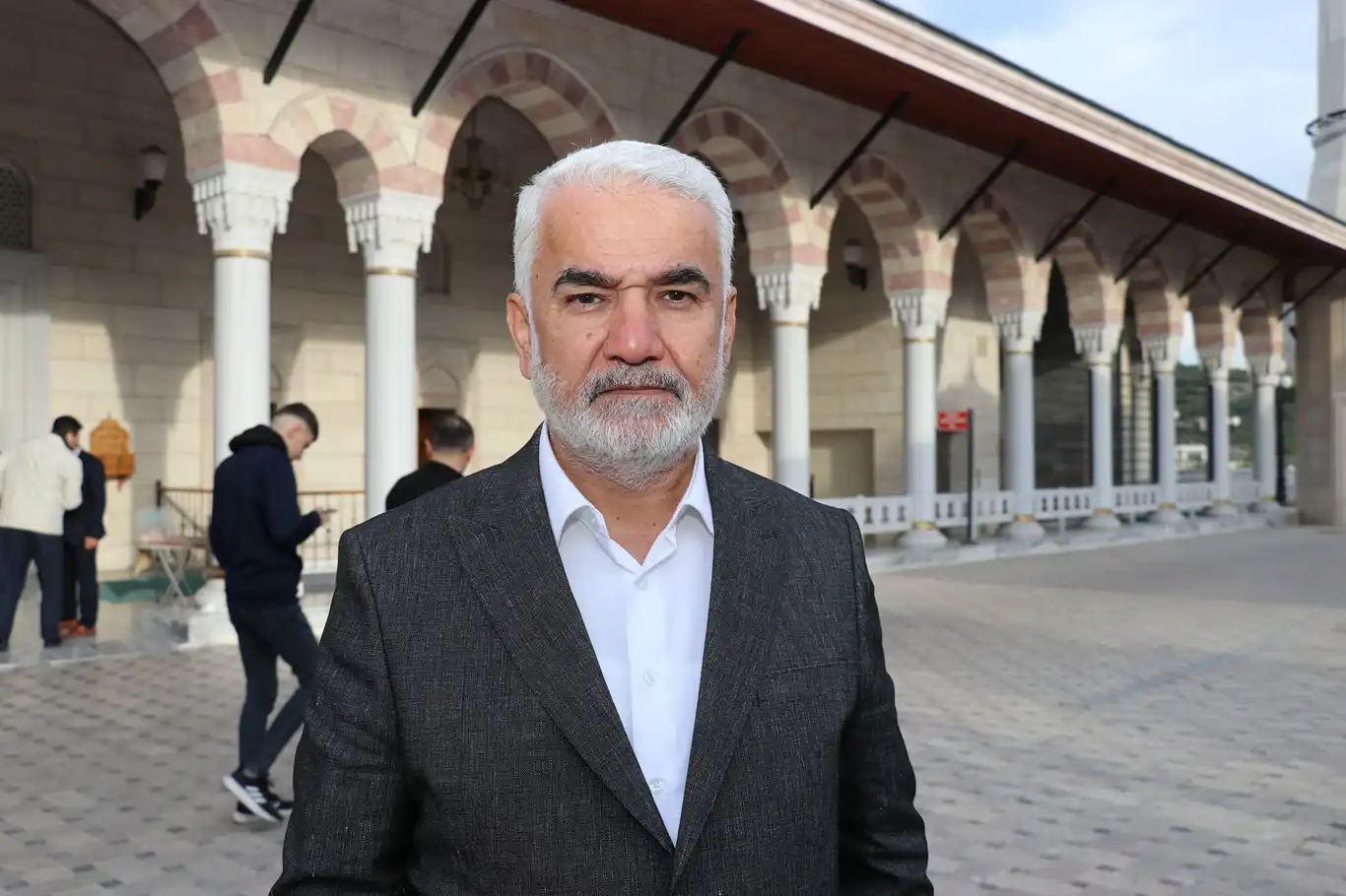 HÜDA PAR Genel Başkanı Yapıcıoğlu, Kurban Bayramı’nı Ankara’da geçirecek HÜDA PAR Genel Başkanı Yapıcıoğlu, Kurban Bayramı’nı Ankara’da geçirecek