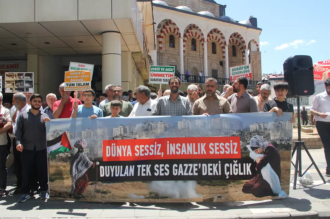 HÜDA PAR Bingöl İl Başkanlığı: Direniş uykudaki vicdanları uyandırdı HÜDA PAR Bingöl İl Başkanlığı: Direniş uykudaki vicdanları uyandırdı