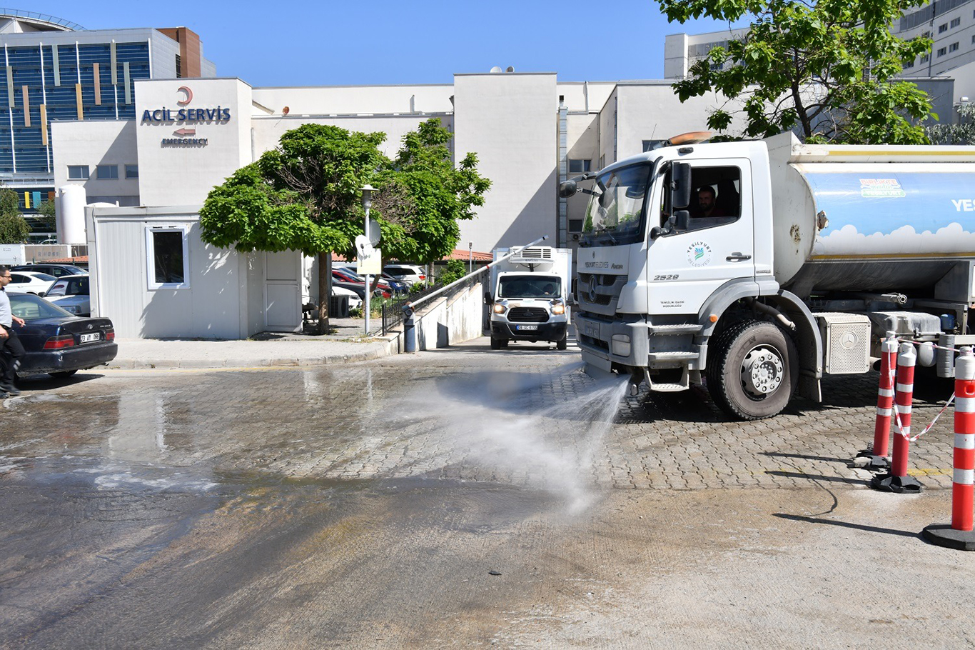 Yeşilyurt'ta ilçe genelinde temizlik çalışması yapıldı Yeşilyurt'ta ilçe genelinde temizlik çalışması yapıldı