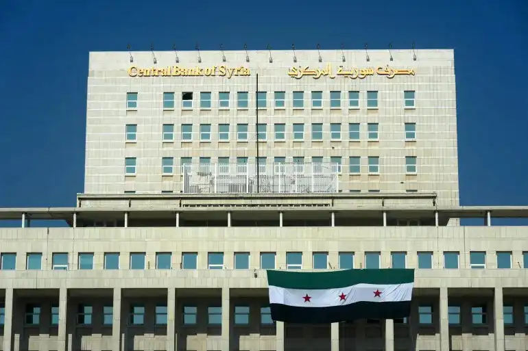 سويسرا ترفع عقوبات اقتصادية عن سوريا بعد سقوط نظام الأسد سويسرا ترفع عقوبات اقتصادية عن سوريا بعد سقوط نظام الأسد