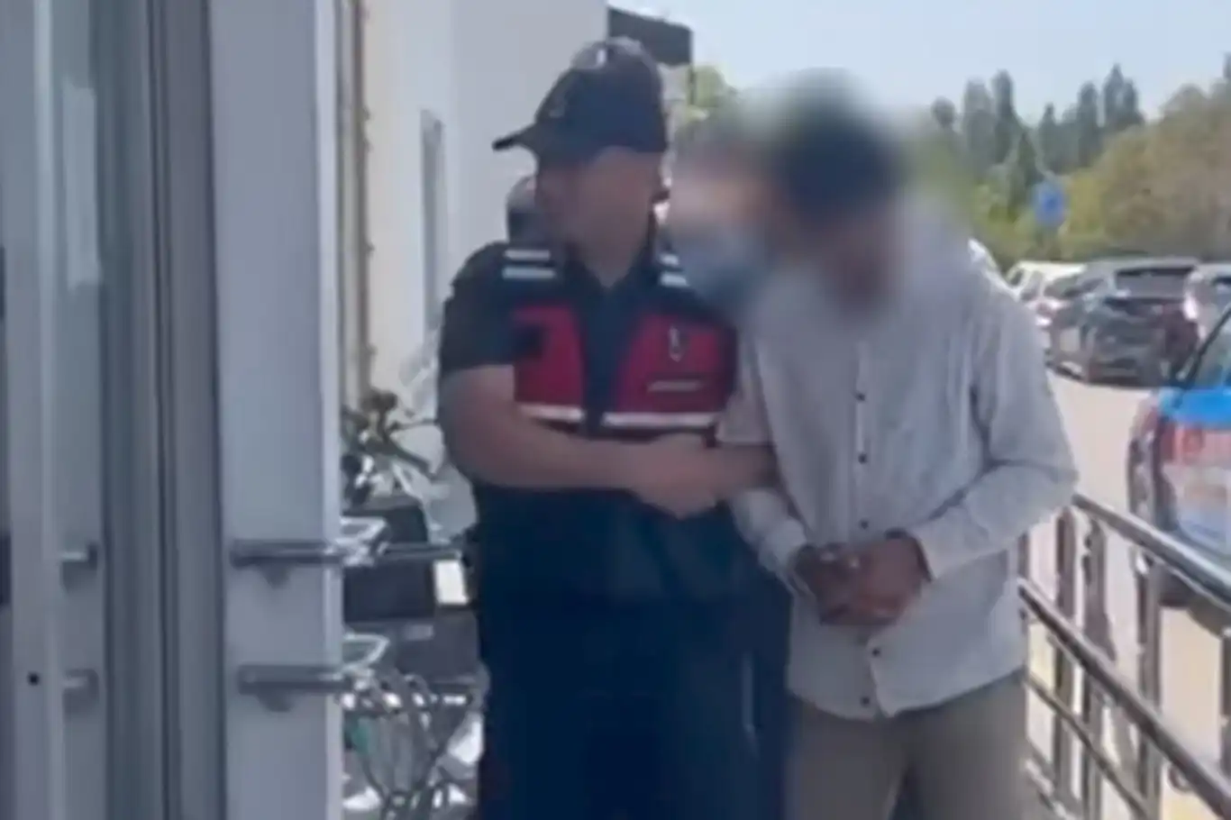 Çukurova'daki orman yangınıyla ilgili 5 kişi tutuklandı Çukurova'daki orman yangınıyla ilgili 5 kişi tutuklandı
