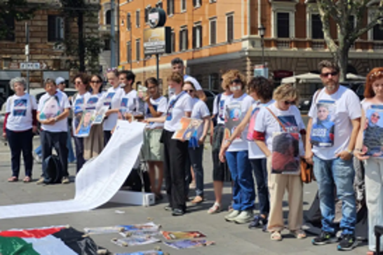 Italian journalists hold sit-in in Rome to protest killings of media workers in Gaza