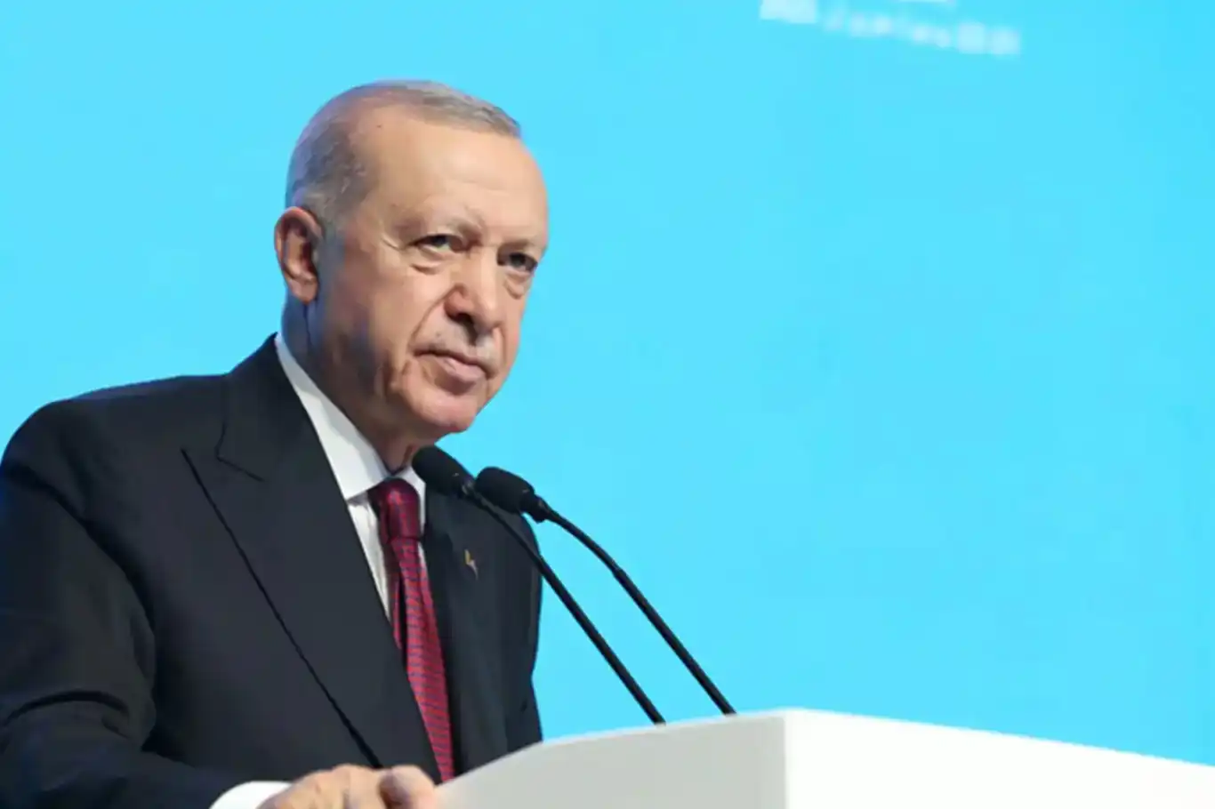الرئيس أردوغان: "نقف إلى جانب الشعب والحكومة في سوريا ضد الهجوم الإرهابي الغادر" الرئيس أردوغان: "نقف إلى جانب الشعب والحكومة في سوريا ضد الهجوم الإرهابي الغادر"